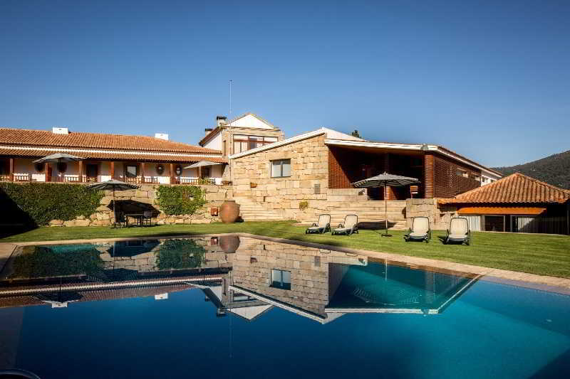 Hotel Rural Casa De Samaioes Chaves Esterno foto