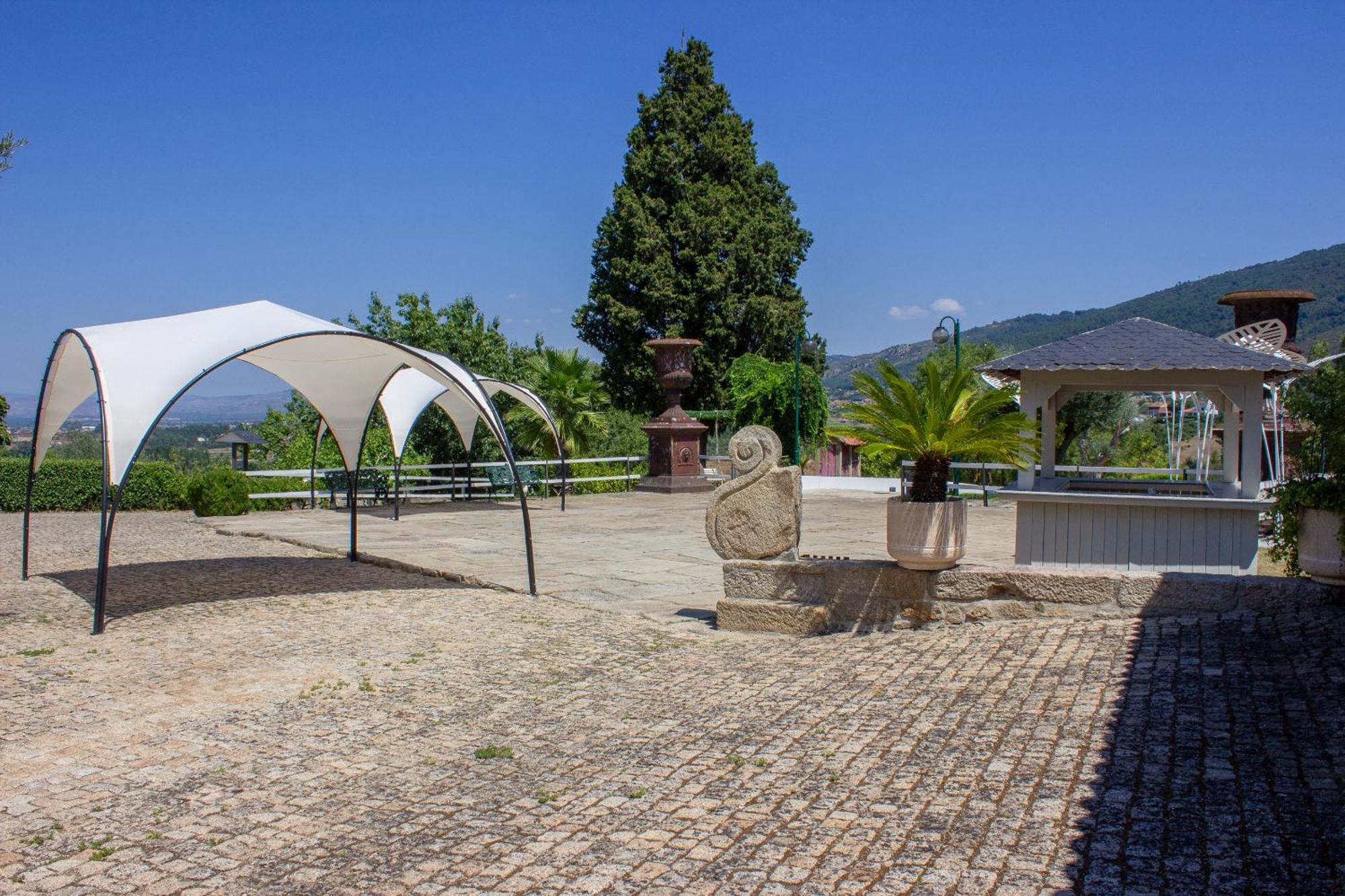 Hotel Rural Casa De Samaioes Chaves Esterno foto